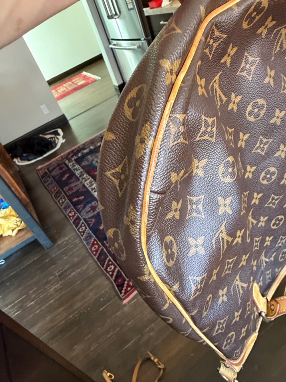 🌟🌟HOST PICK🌟🌟Vintage Odeon Louis Vuitton Monogram Bag - Picture 7 of 16